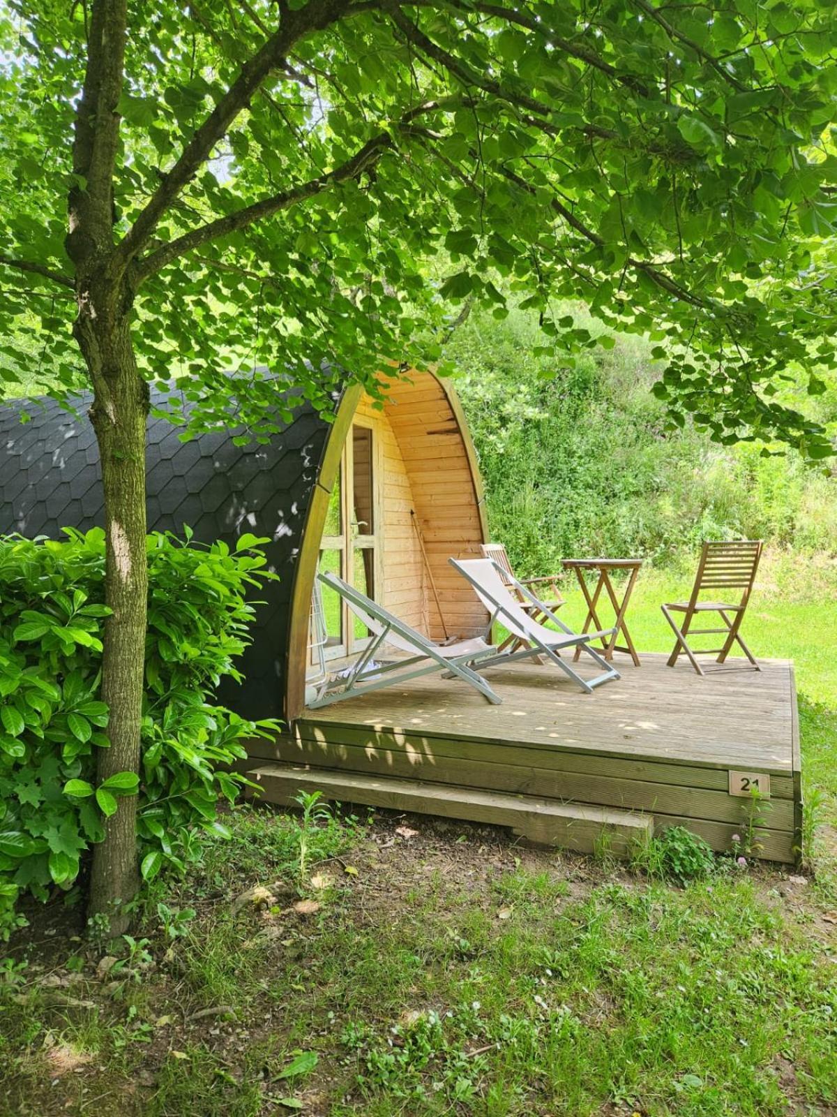 Camping Les Berges Du Doux Colombier-le-Vieux Exterior photo